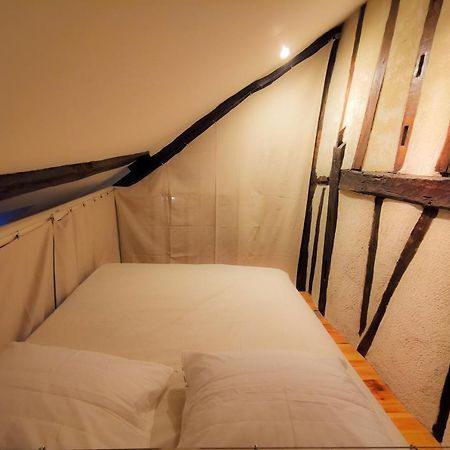 شقة Loft Atypique Au Calme Avec Cour Privative بورج المظهر الخارجي الصورة