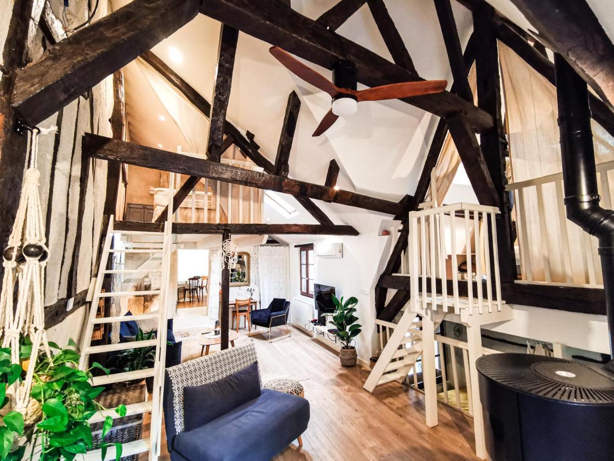 شقة Loft Atypique Au Calme Avec Cour Privative بورج المظهر الخارجي الصورة