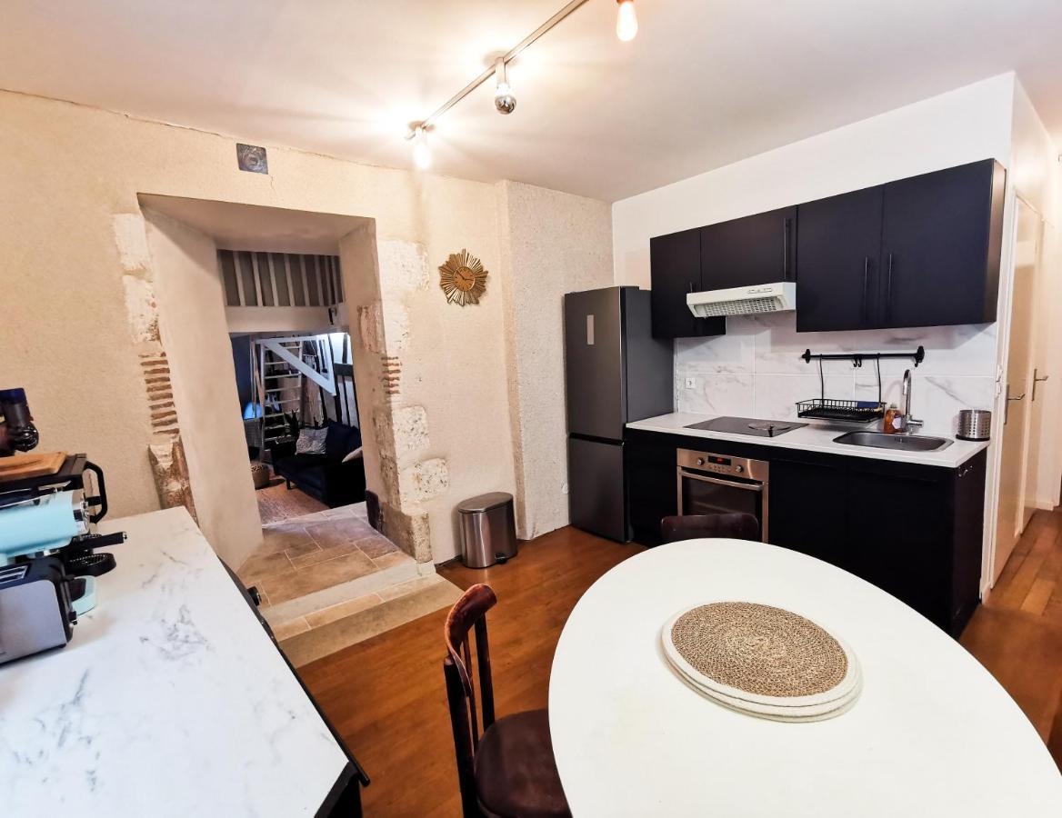 شقة Loft Atypique Au Calme Avec Cour Privative بورج المظهر الخارجي الصورة